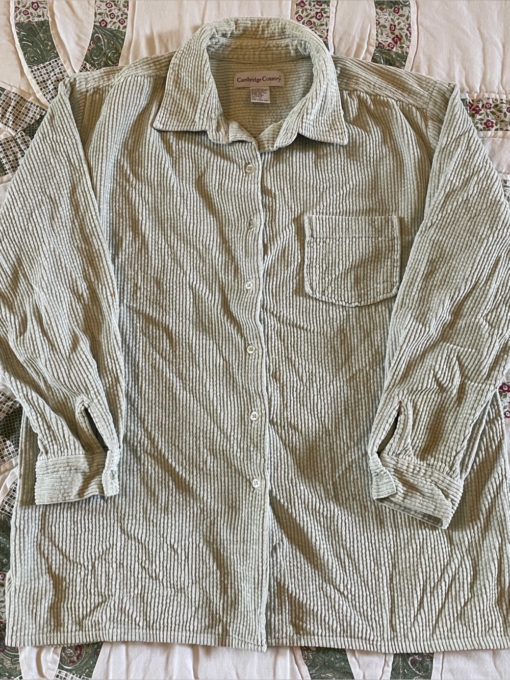 Vintage Sage Green Corduroy Button-Up Shirt Large